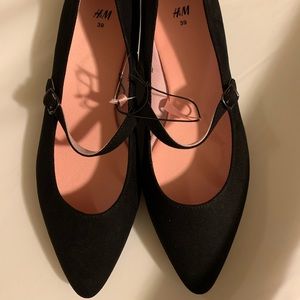 H&M Ballet flats
